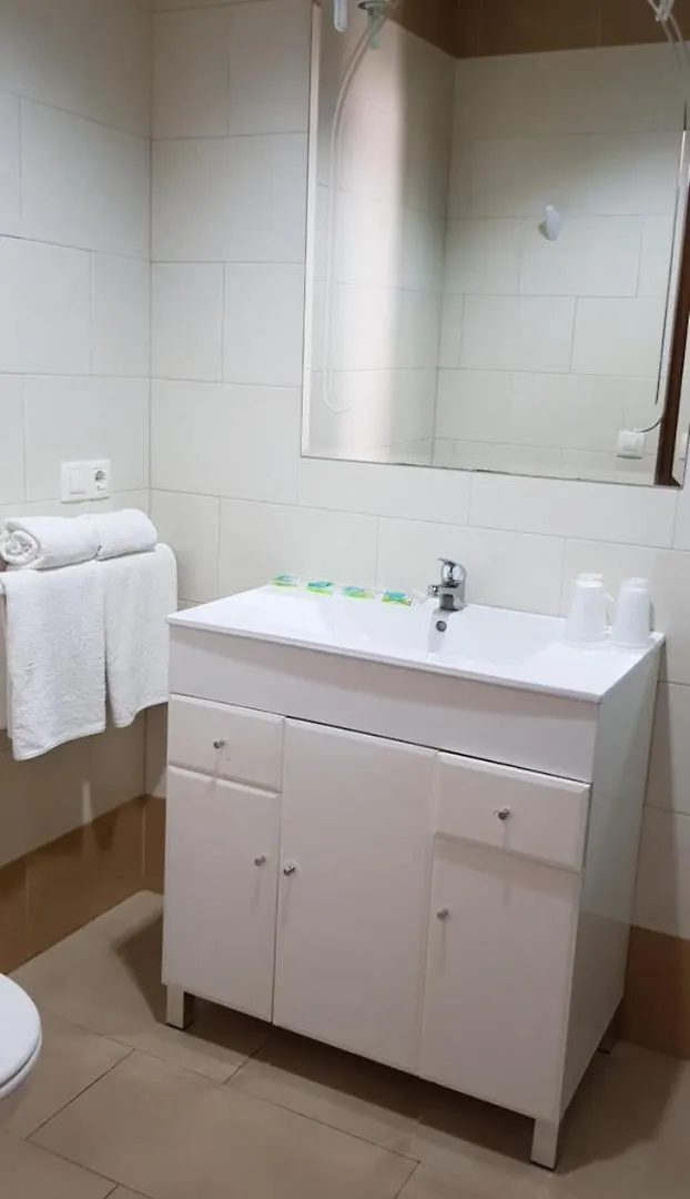Hospederia Laredo Hotel La Carlota Vendégház